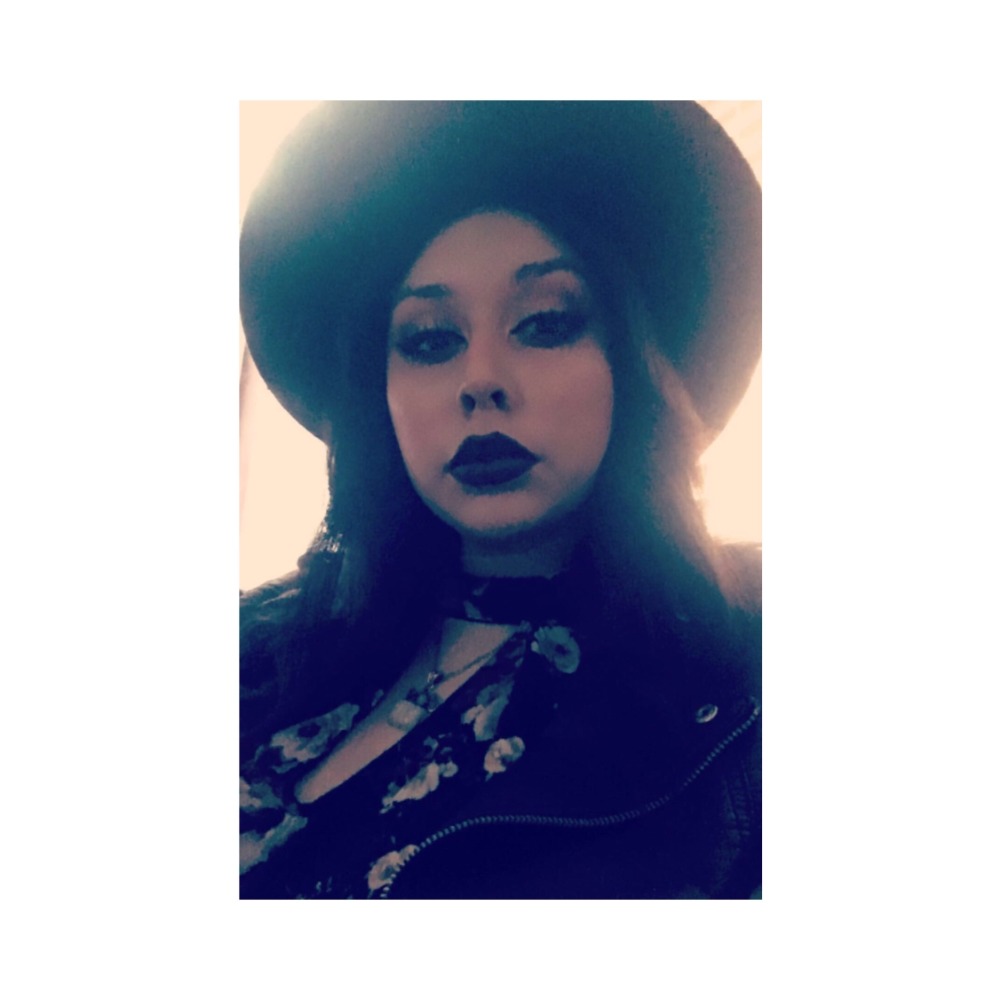 Meet your Posher, Jasmine